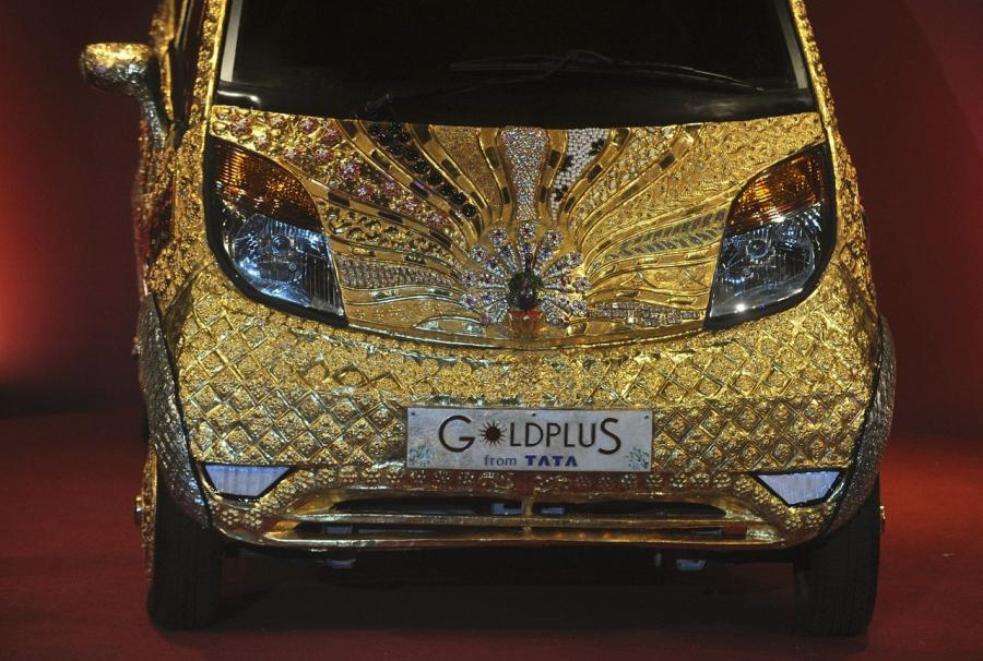  Tata Nano Gold Plus 2011 года  (фото 22 из 26)